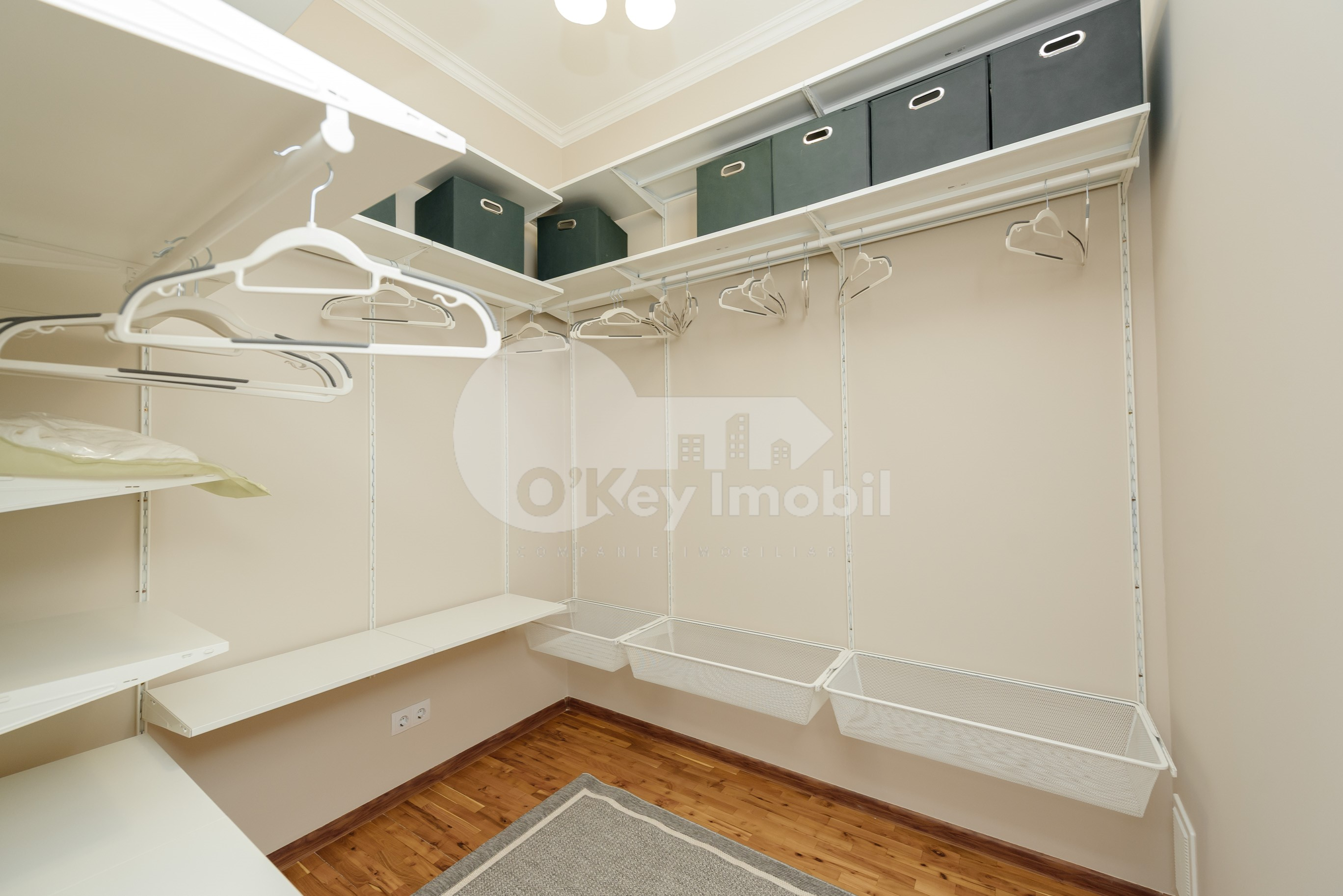 Apartament, Buiucani, VASILE STROESCU