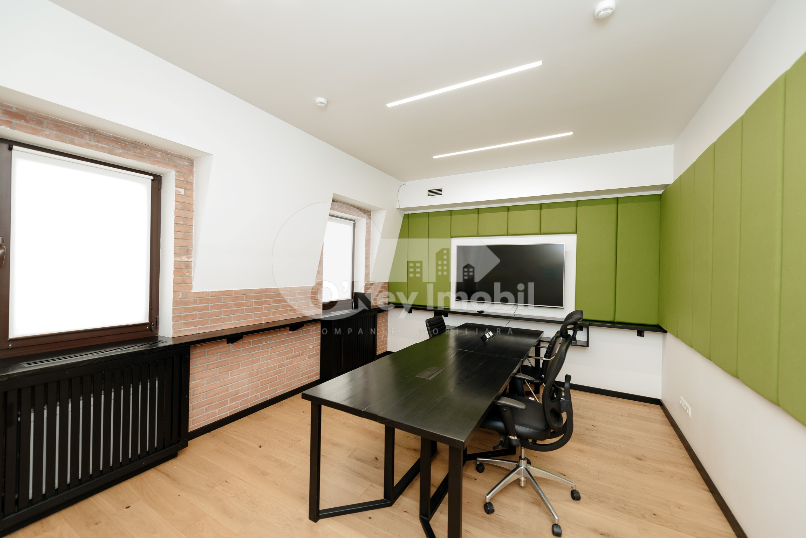 Oficiu, Centru, EUGEN DOGA