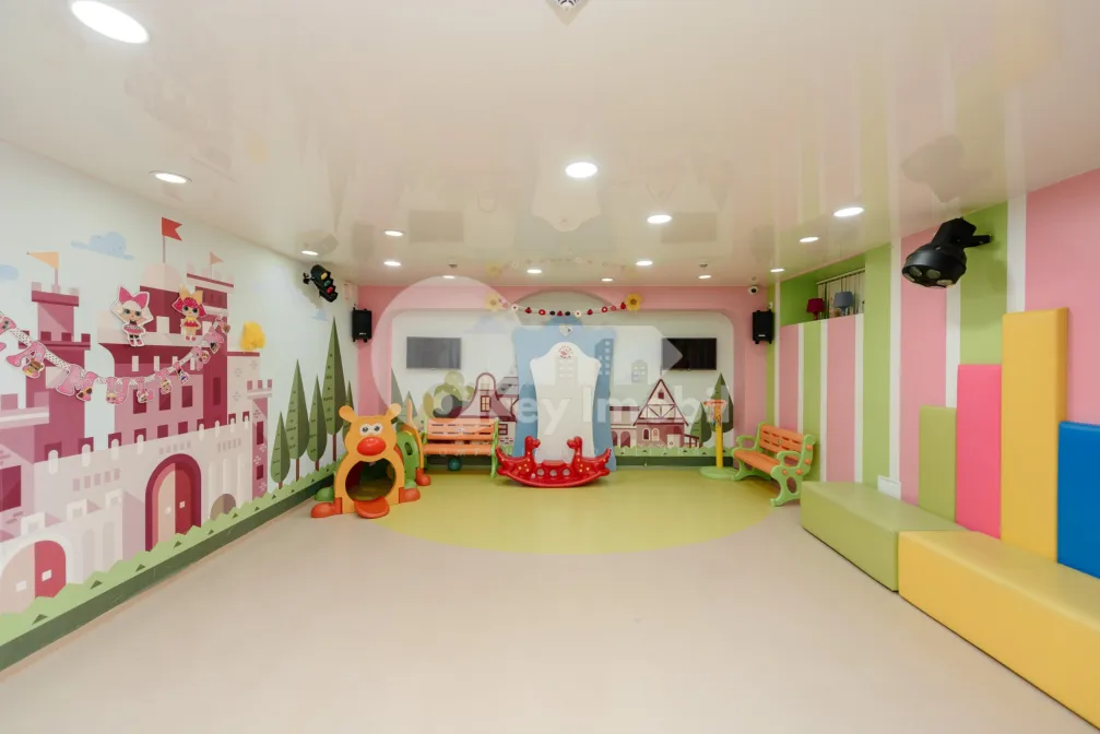 Комм. помещение, Ботаника, ДАЧИЯ