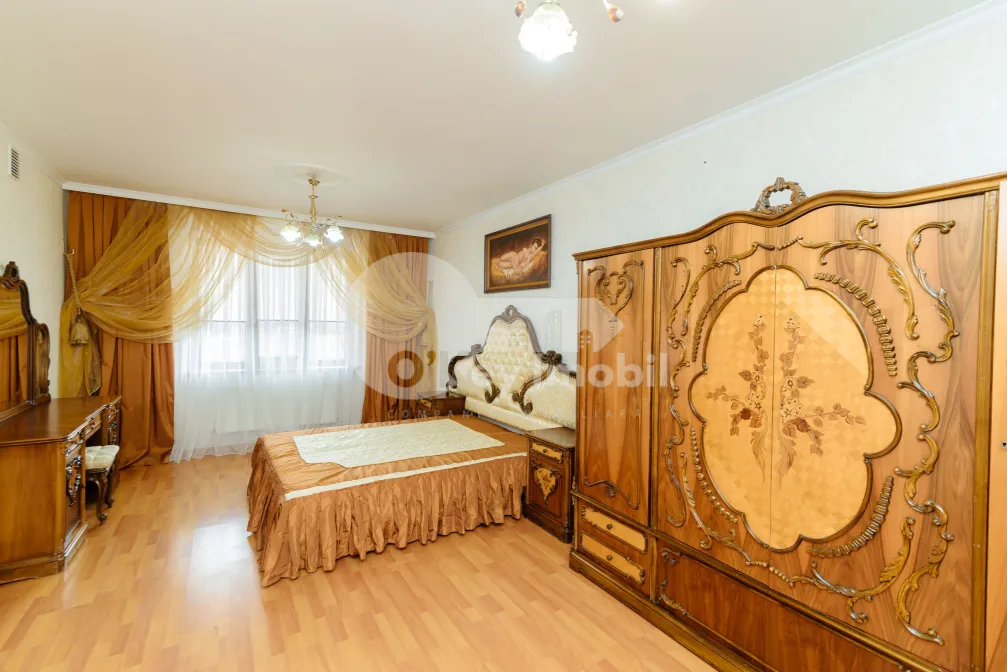 Oficiu, Centru, DÎMBULUI