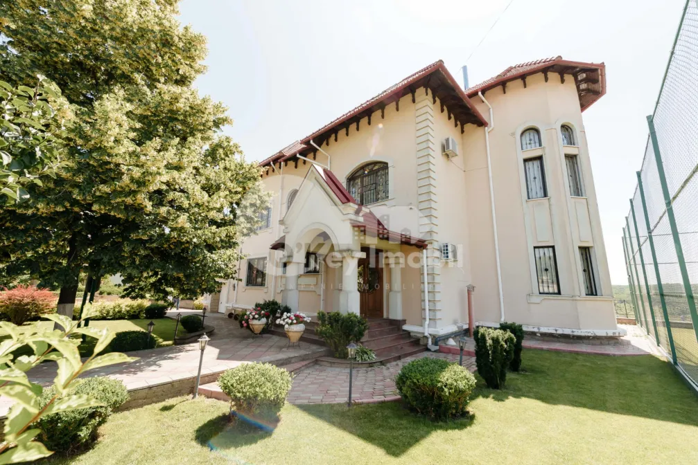 Комм. помещение, ТОГАТИН