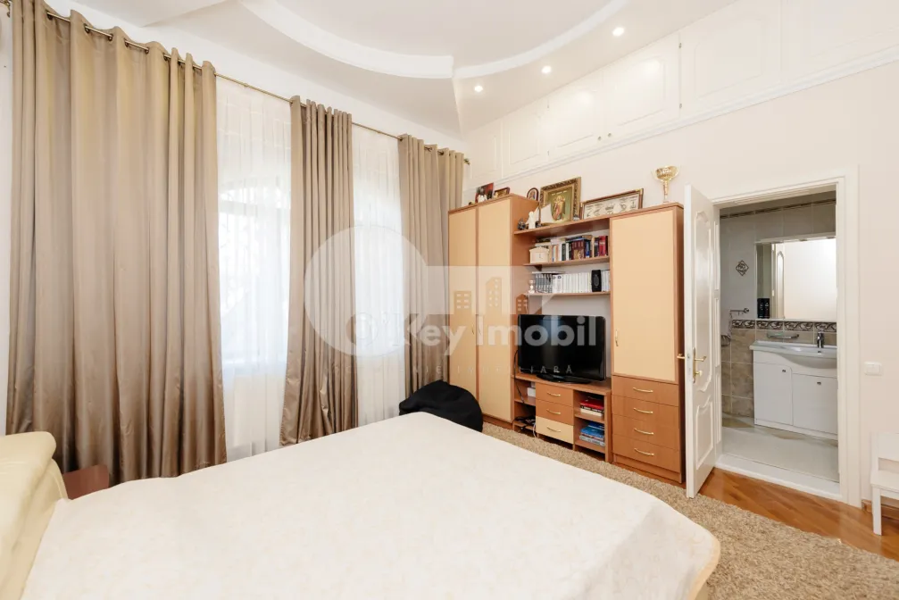 Комм. помещение, ТОГАТИН