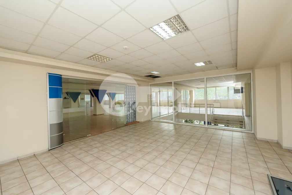 Комм. помещение, Буюканы, КАЛЯ ЕШИЛОР