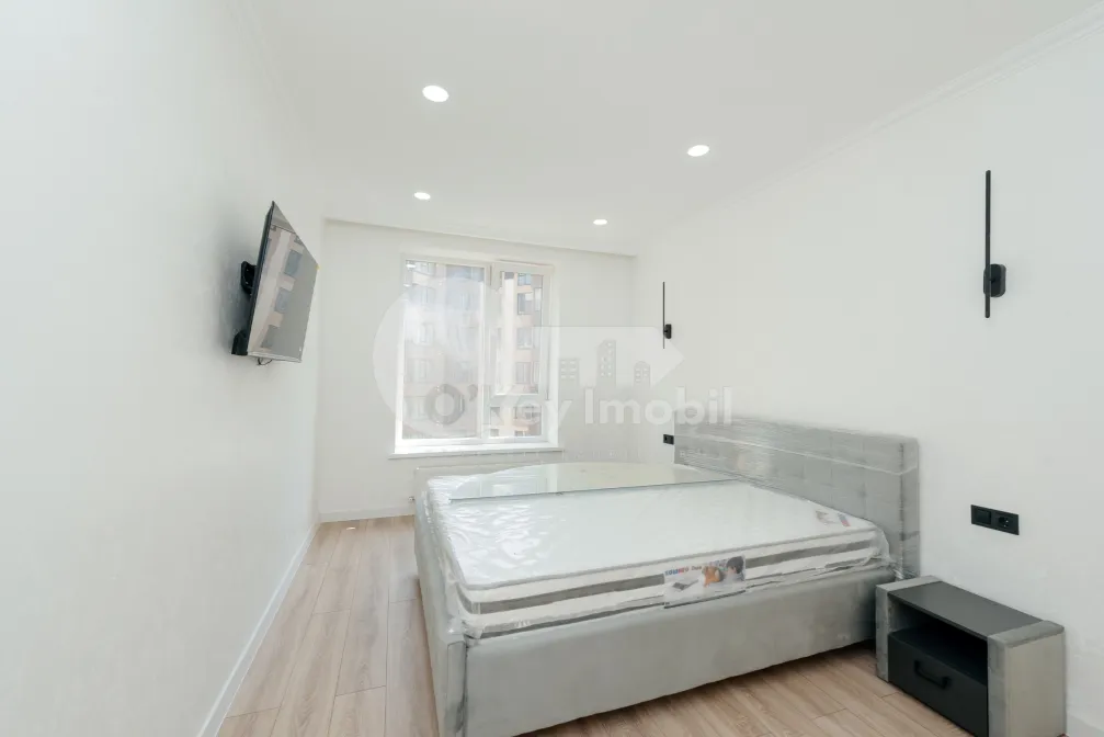 Квартира, ДУМБРАВА