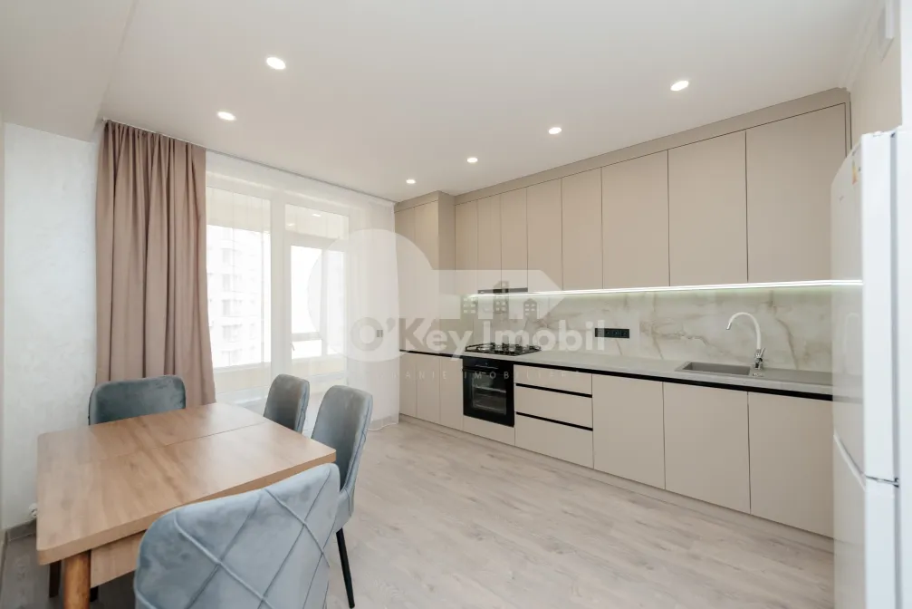 Квартира, ДУМБРАВА