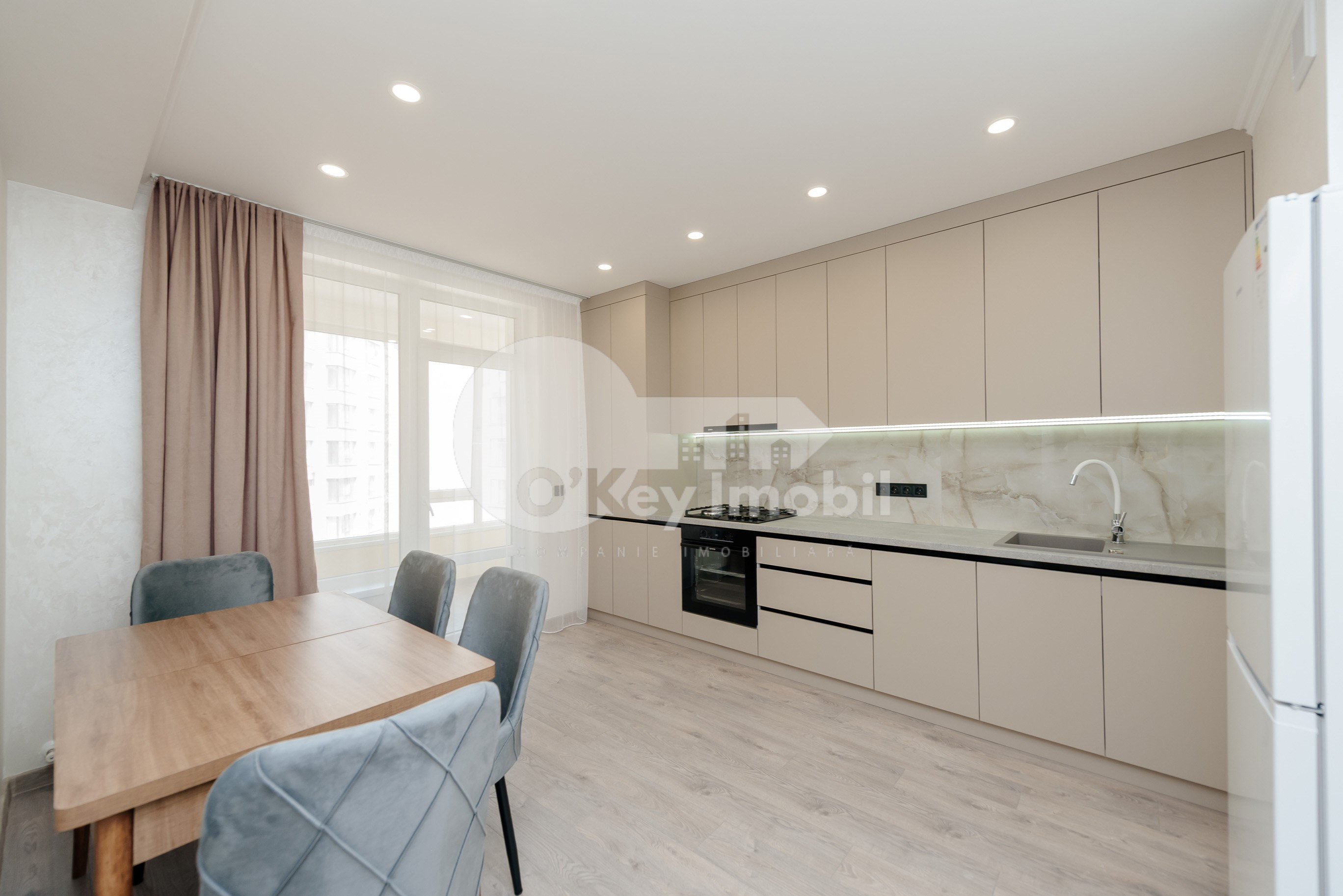 Apartament, DUMBRAVA