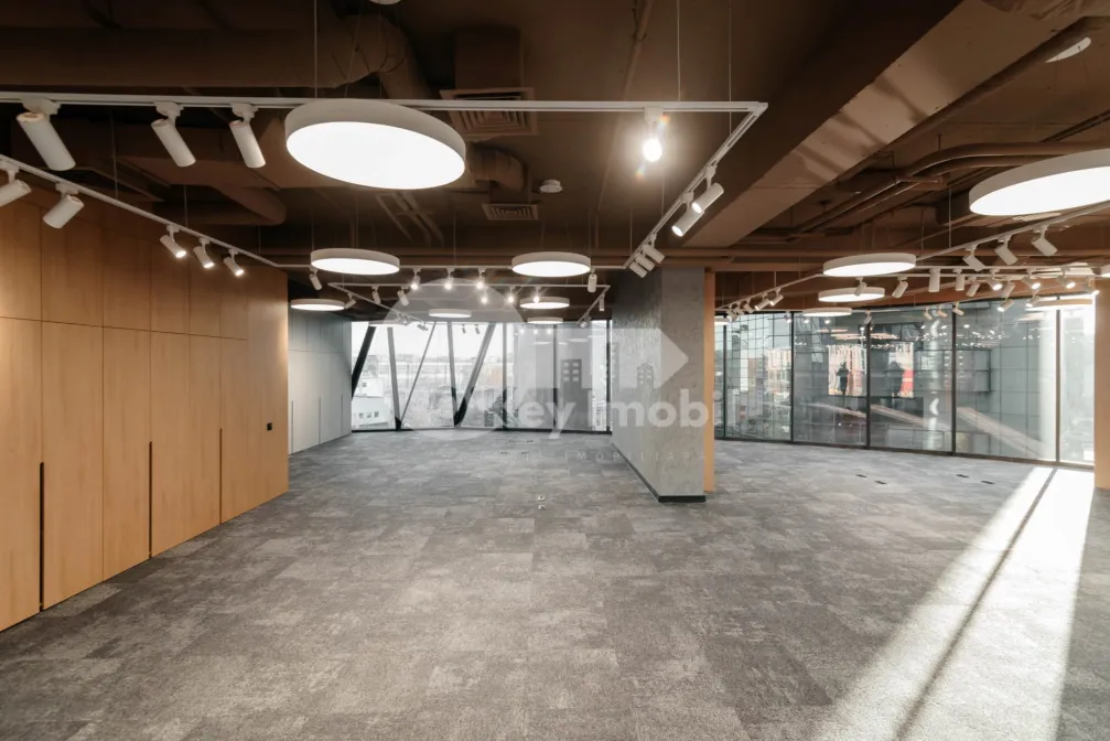 Офис, Центр, ШТЕФАН ЧЕЛ МАРЕ