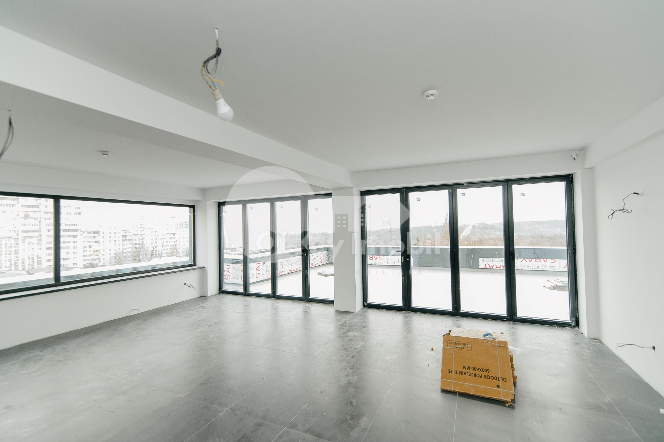 Oficiu, Botanica, DACIA