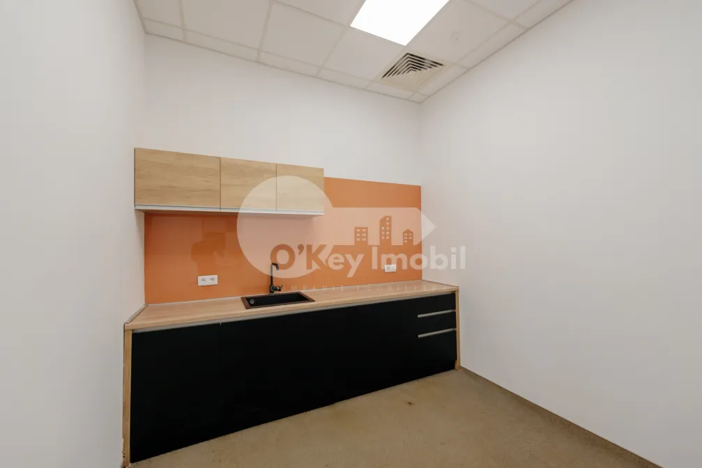 Офис, Буюканы, КАЛЯ ЕШИЛОР