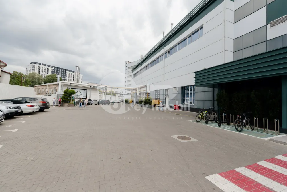 Офис, Буюканы, КАЛЯ ЕШИЛОР