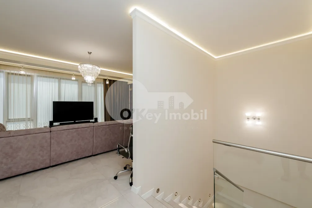 Пентхаус, Ботаника, БУРЕБИСТА