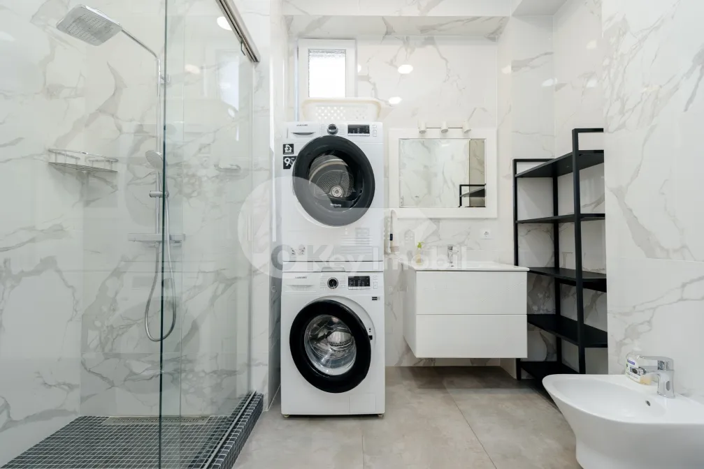 Пентхаус, Ботаника, БУРЕБИСТА