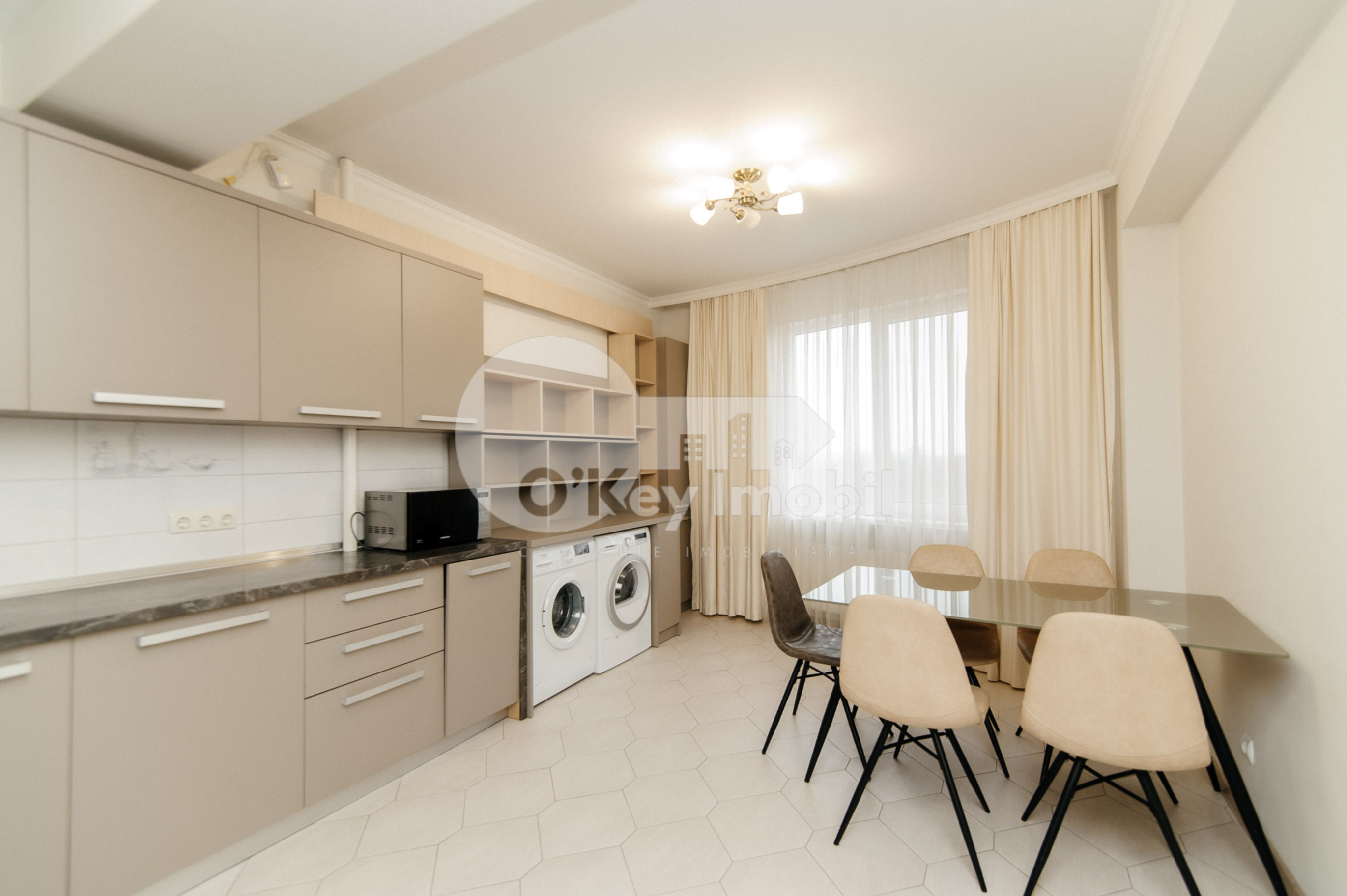 Apartament, Centru, MELESTIU