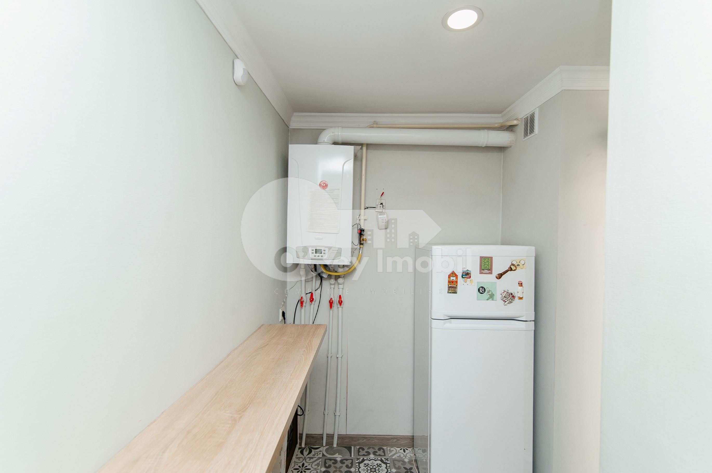 Oficiu, Centru, MIHAI EMINESCU