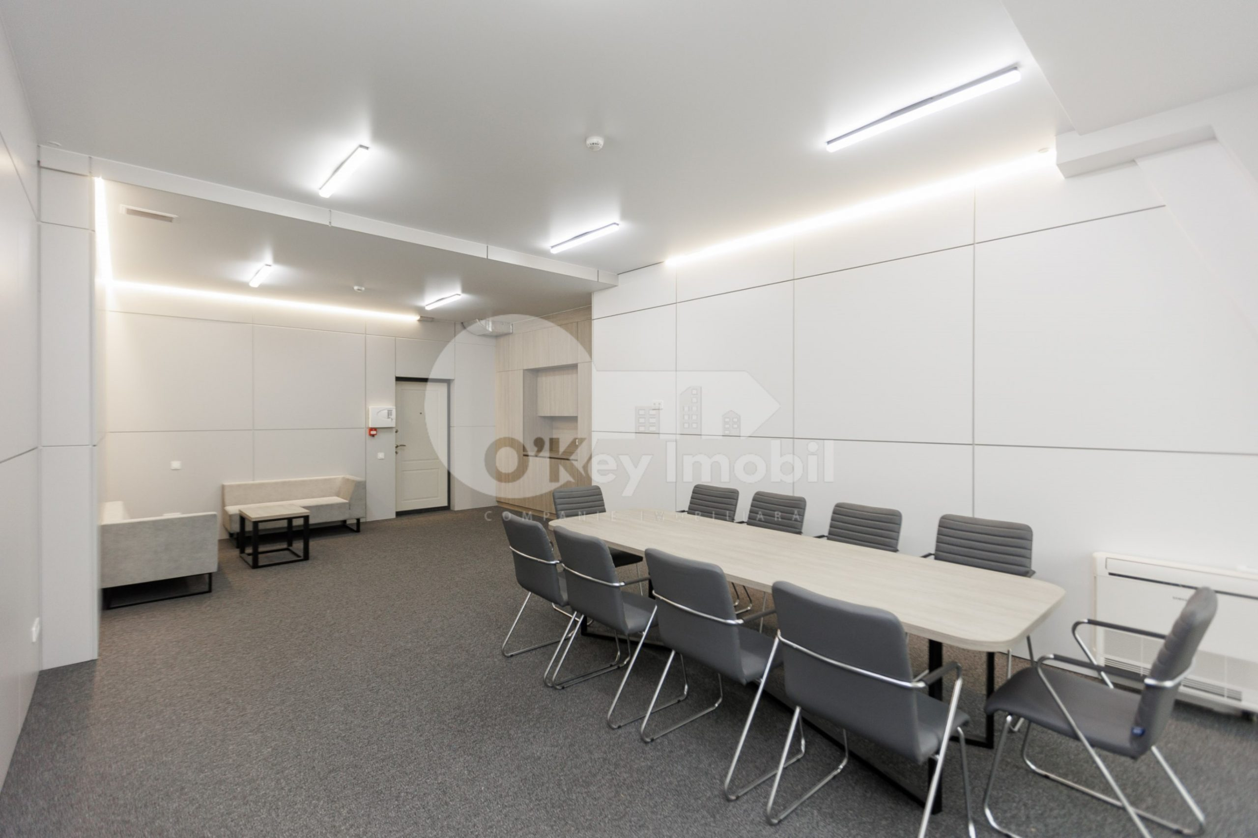 Oficiu, Centru, MIHAI EMINESCU