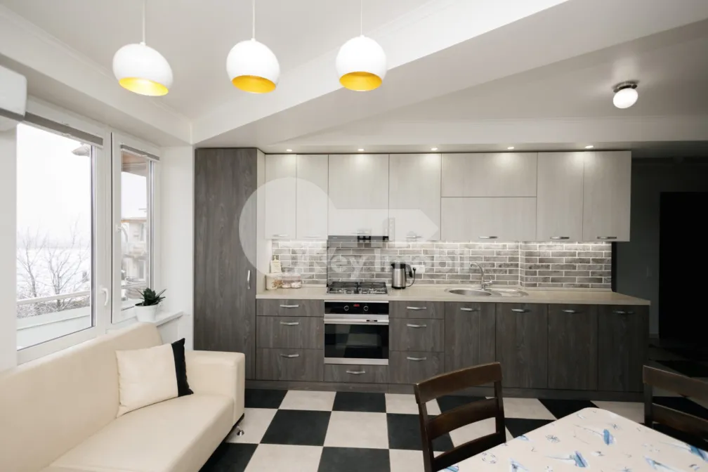 Apartament, GRĂTIEȘTI