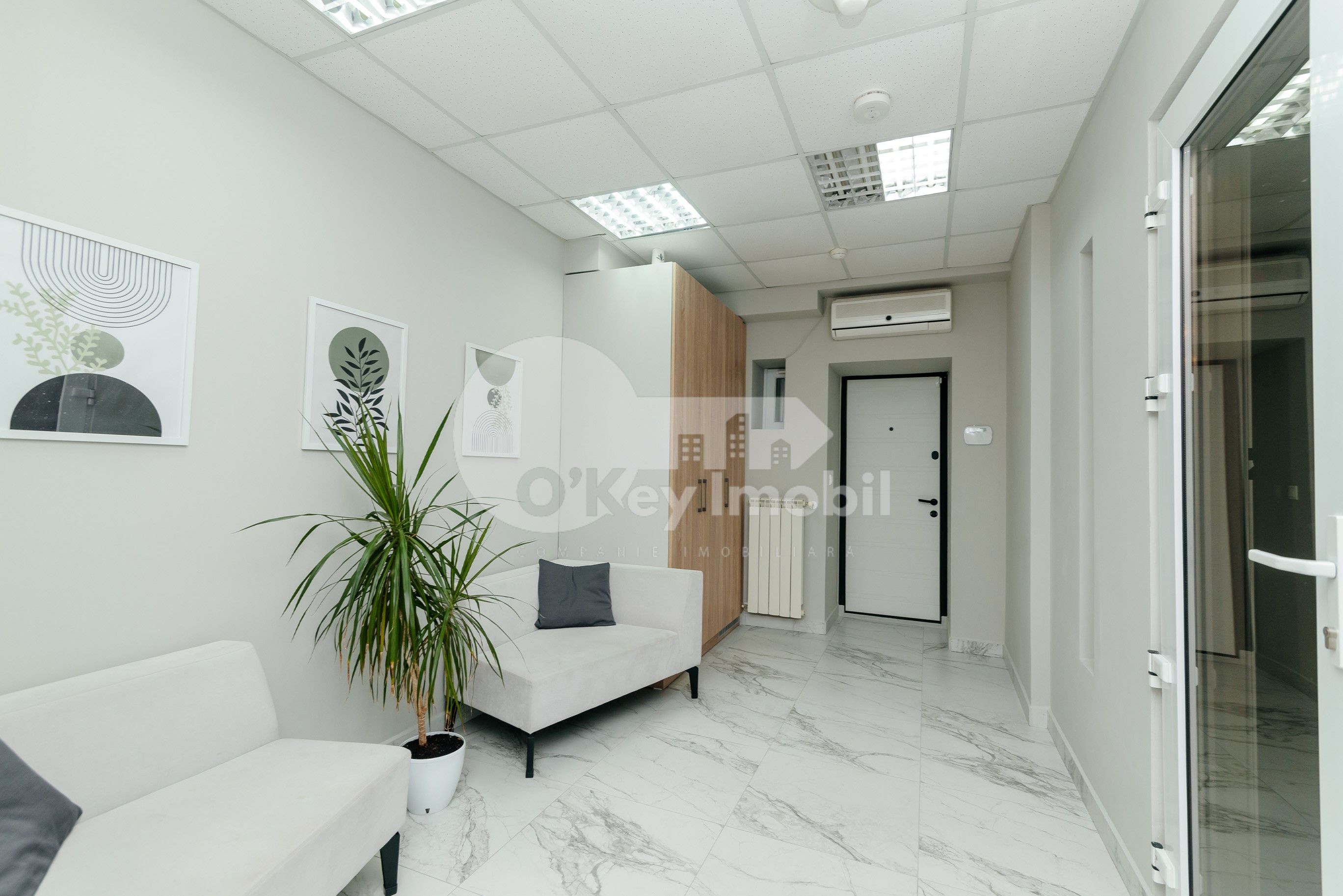 Oficiu, Centru, PETRU MOVILĂ