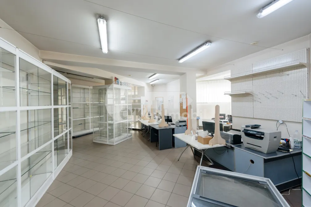 Склад, Чеканы, УЗИНЕЛОР