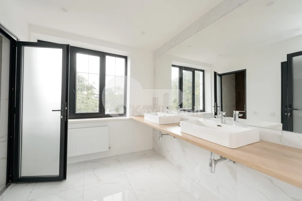 Spațiu comercial, Centru, BULGARĂ