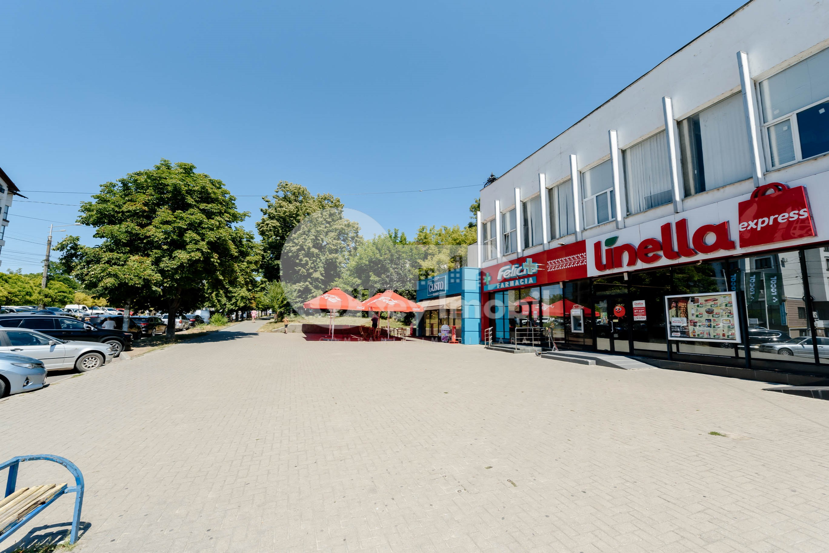 Spațiu comercial, IALOVENI