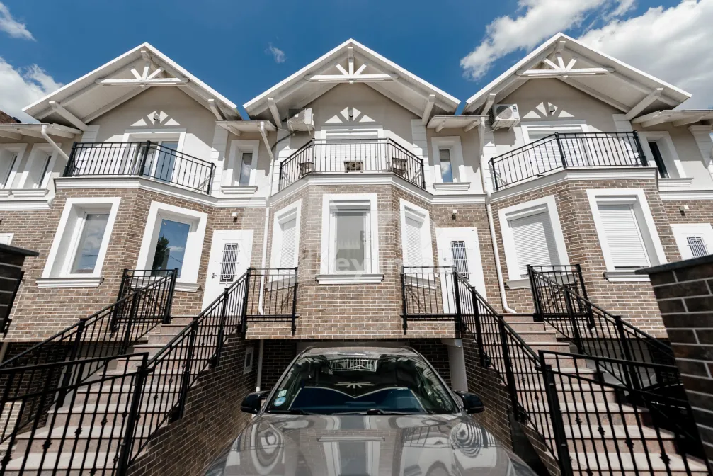 Таунхаус, КОДРУ