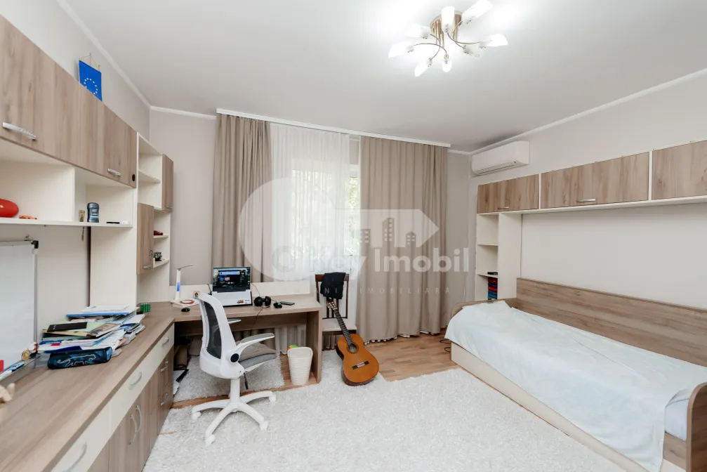 Дом, Центр, Г. КАШУ