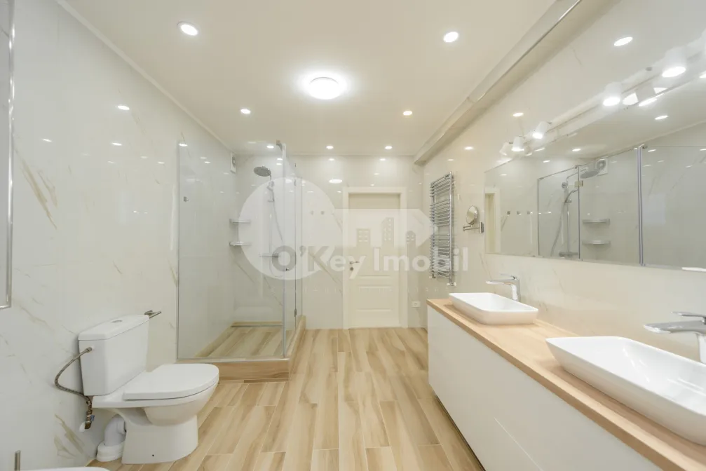 Apartament, Centru, SERGHEI LAZO