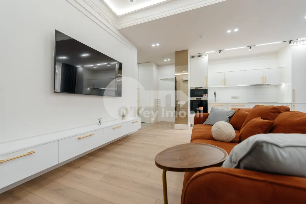 Квартира, Центр, АЛЕКСАНДРУ ЧЕЛ БУН