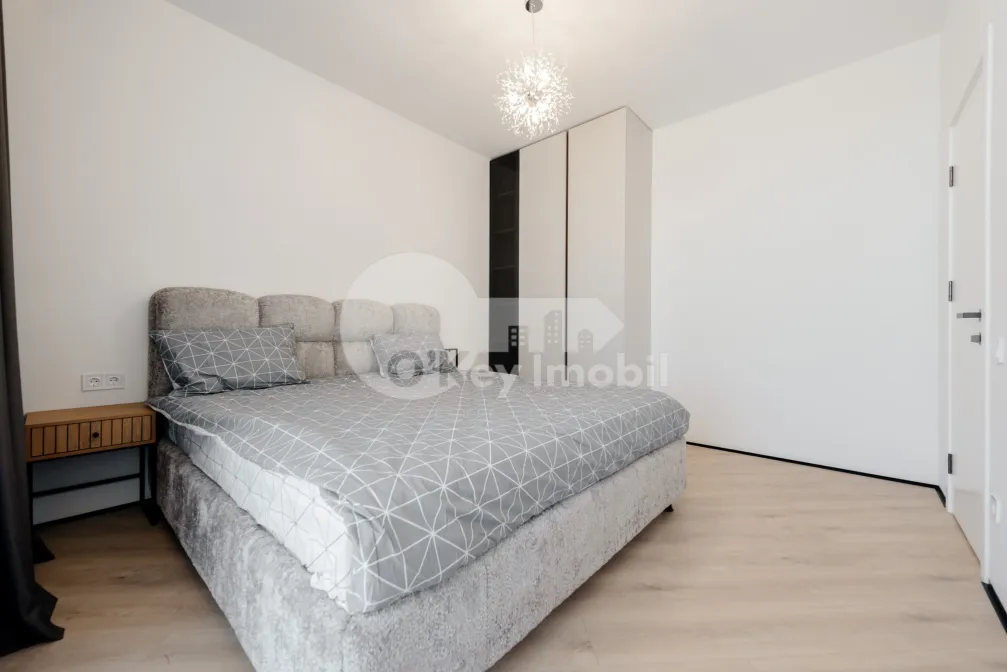 Дом, СТЭВЧЕНЫ