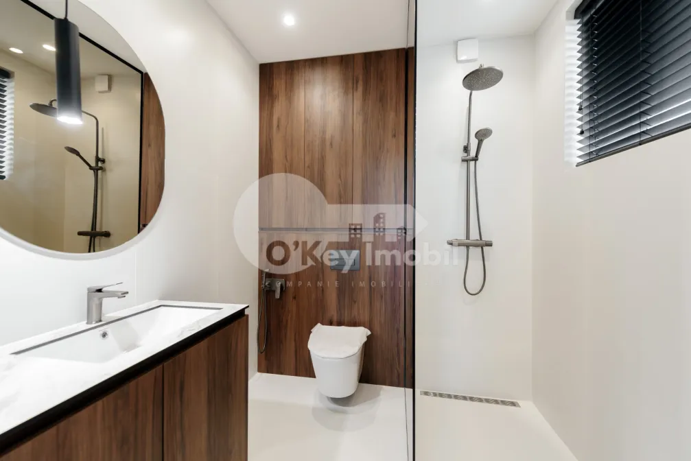 Дом, СТЭВЧЕНЫ