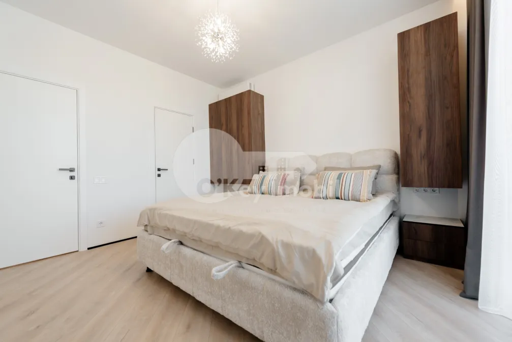 Дом, СТЭВЧЕНЫ