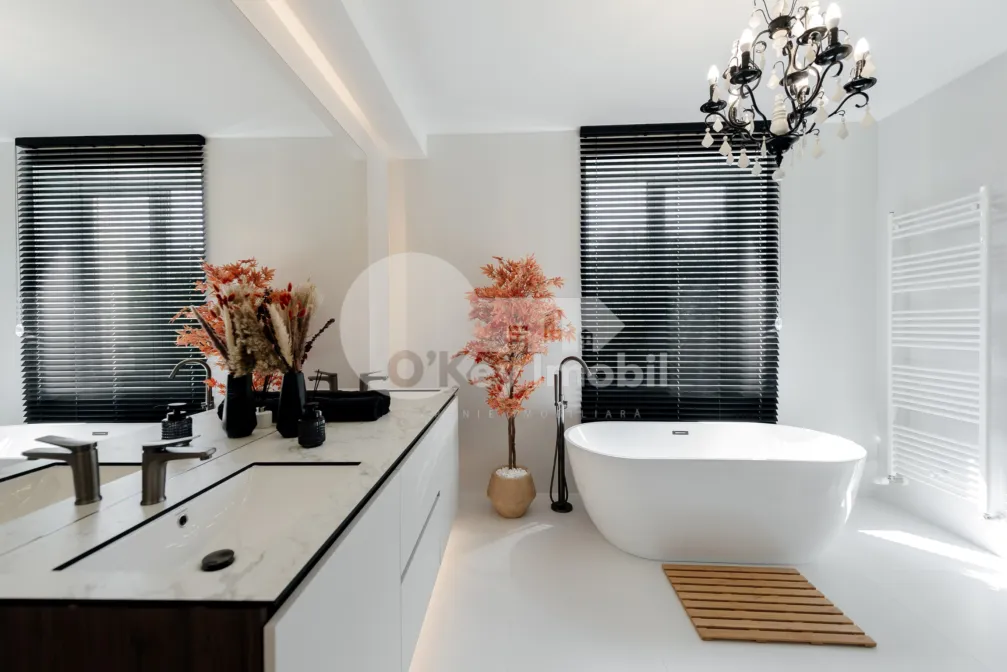 Дом, СТЭВЧЕНЫ