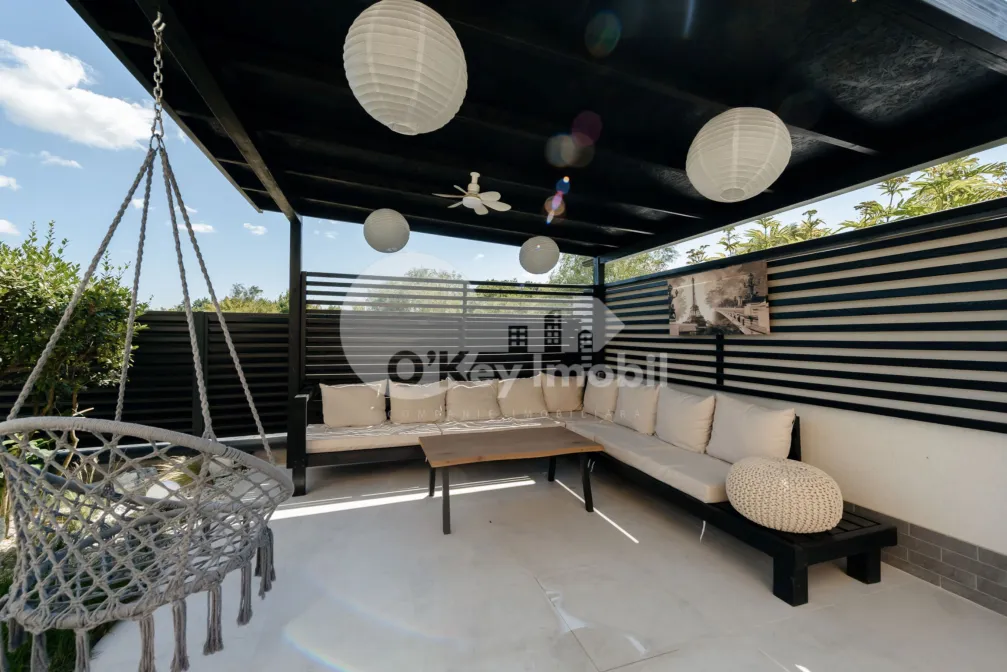 Дом, СТЭВЧЕНЫ