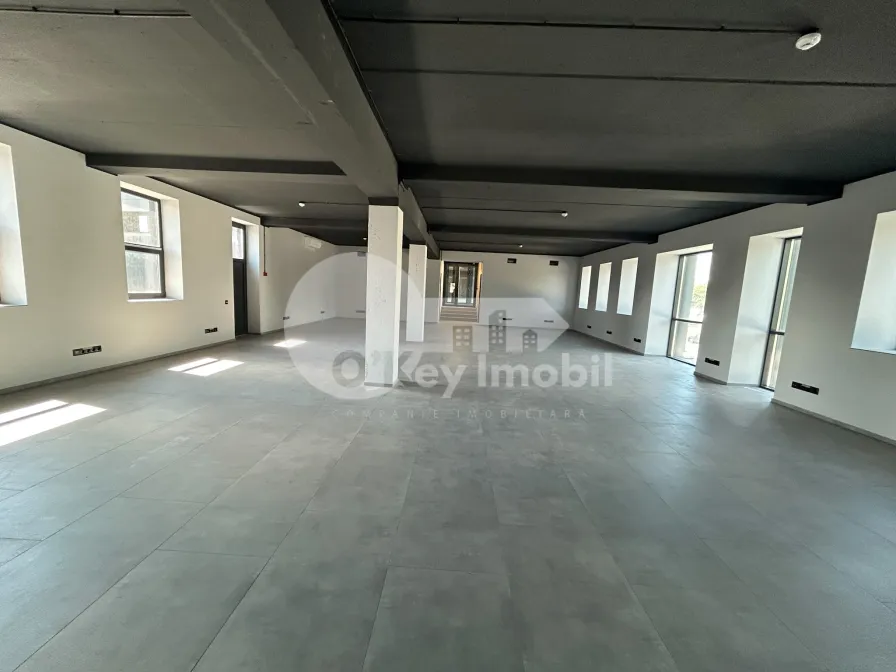 Офис, Чеканы, УЗИНЕЛОР