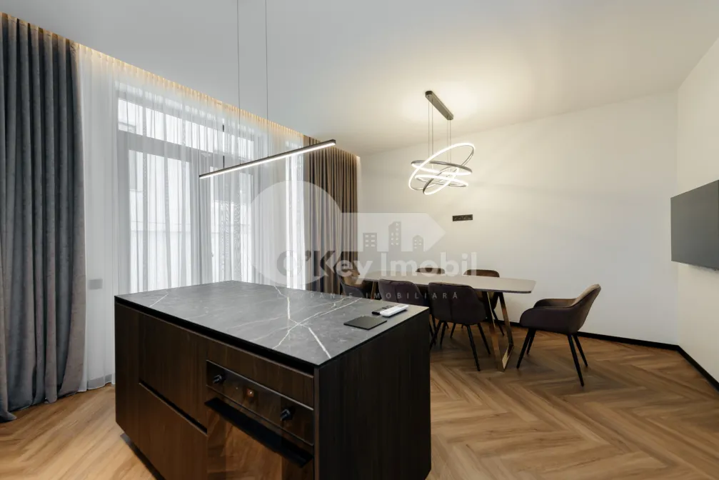 Townhouse, Centru, DÎMBULUI