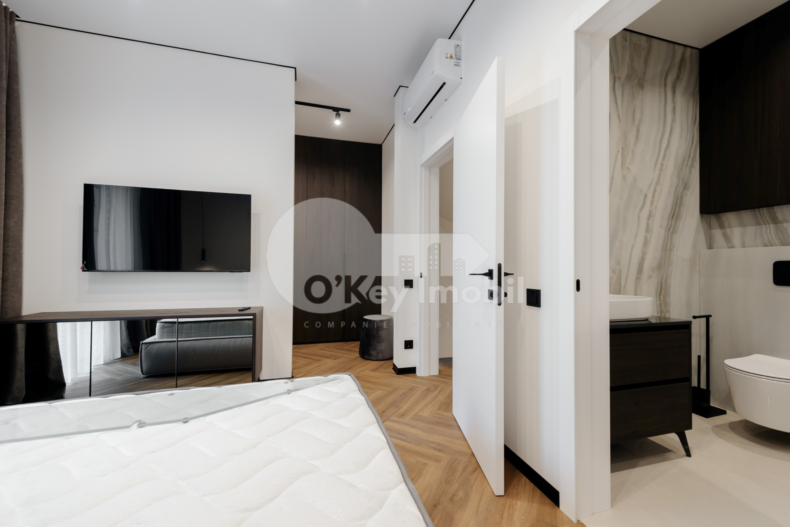 Townhouse, Centru, DÎMBULUI