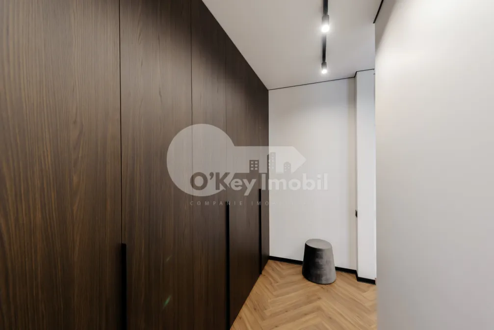 Townhouse, Centru, DÎMBULUI