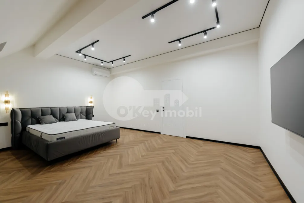 Townhouse, Centru, DÎMBULUI