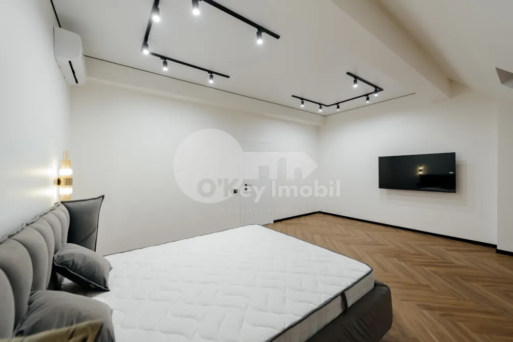 Townhouse, Centru, DÎMBULUI