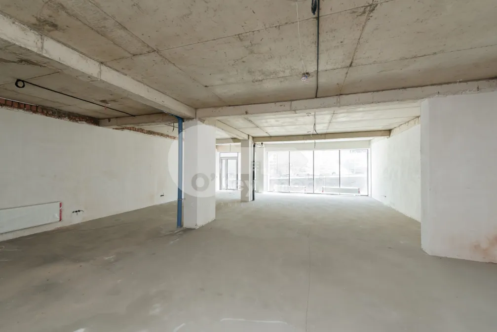 Комм. помещение, Чеканы, МИРЧА ЧЕЛ БЭТРЫН