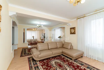 Дом, Центр, ДЫМБУЛУЙ