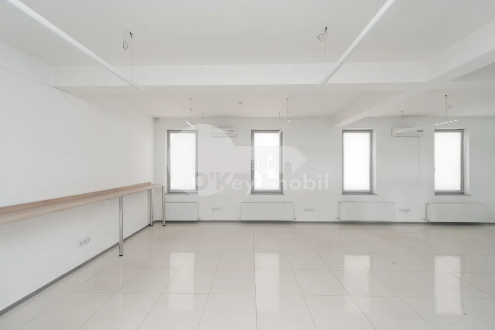 Офис, Центр, АЛЕКСАНДРУ ХЫЖДЕУ