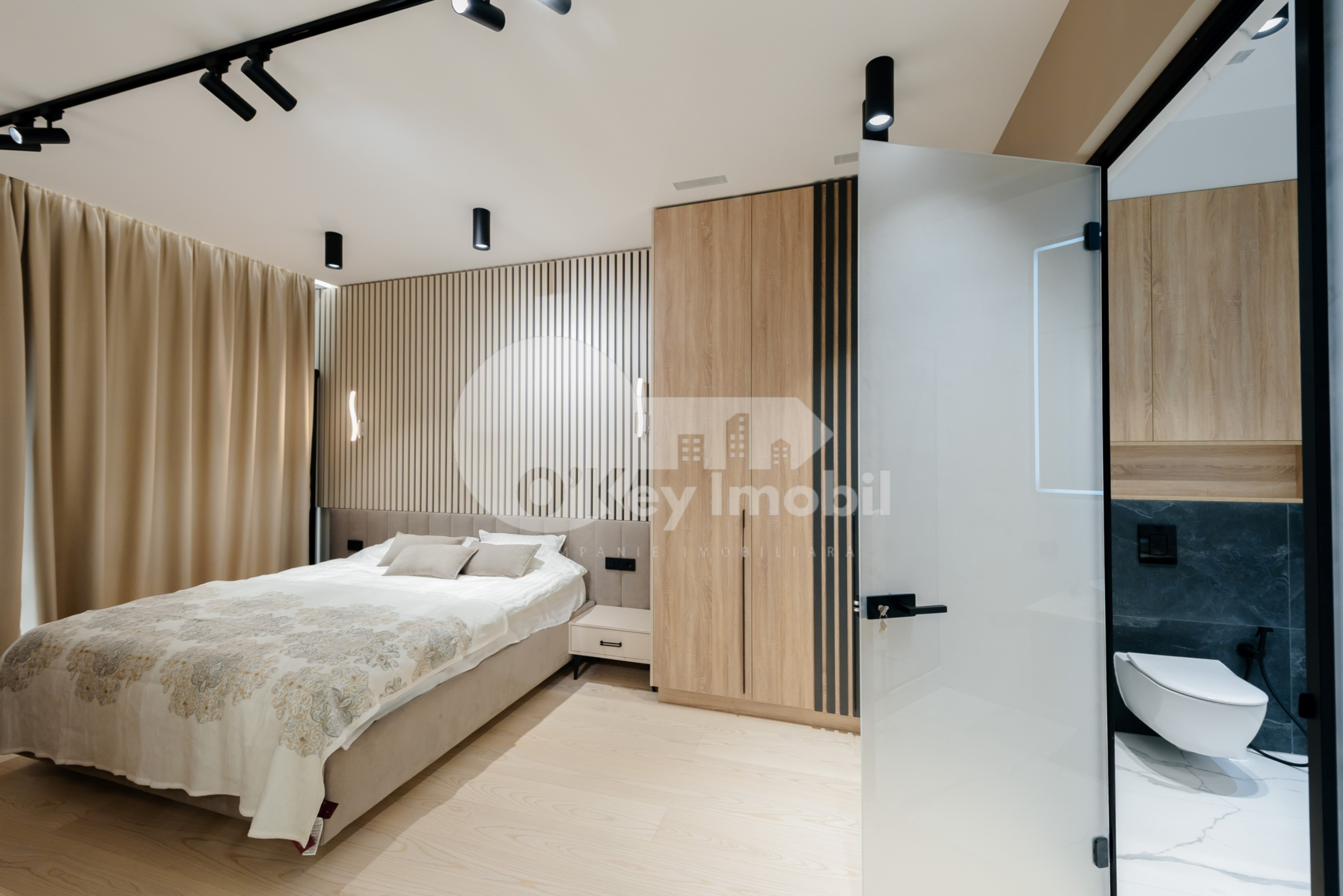 Apartament, Buiucani, GHIOCEILOR