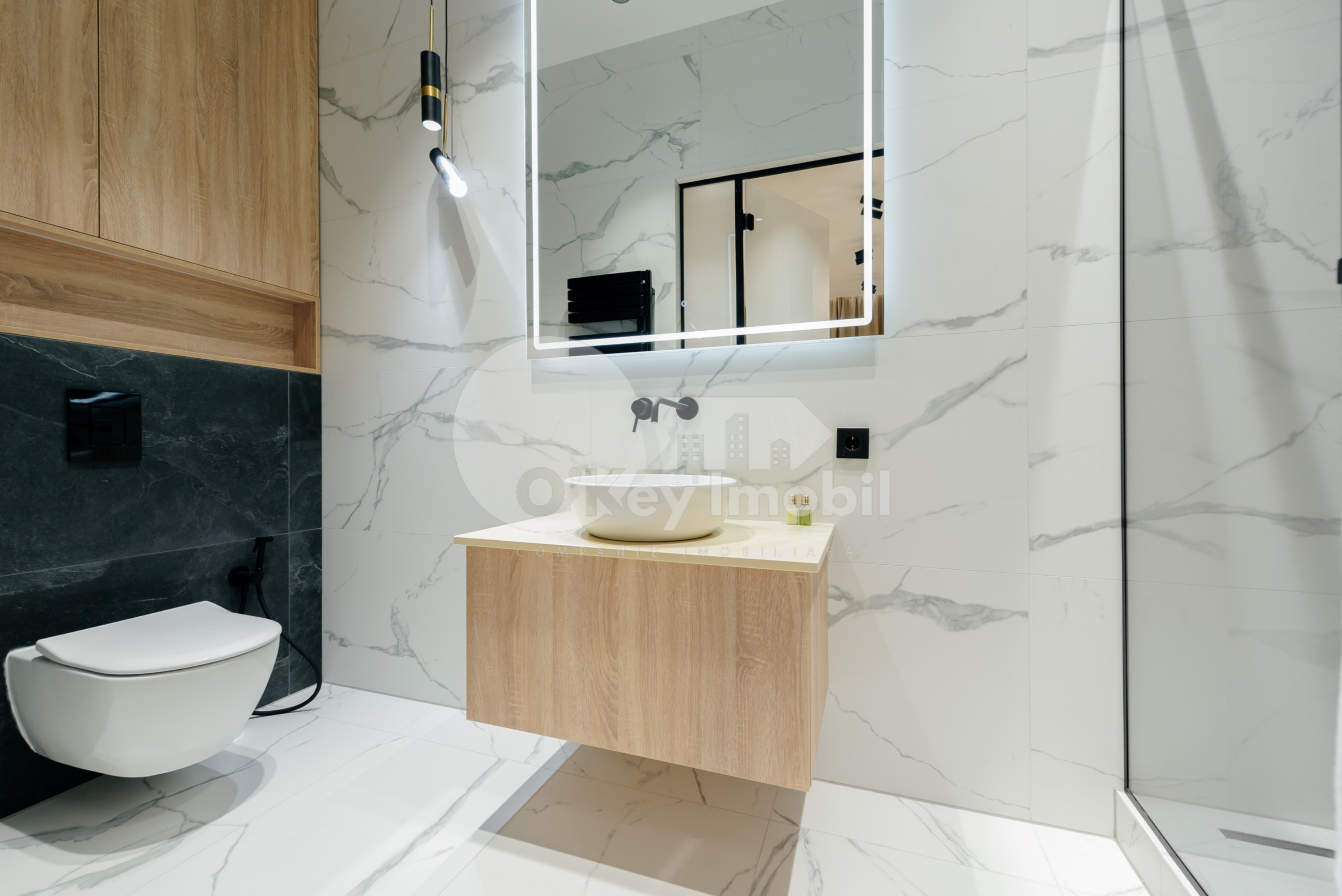 Apartament, Buiucani, GHIOCEILOR