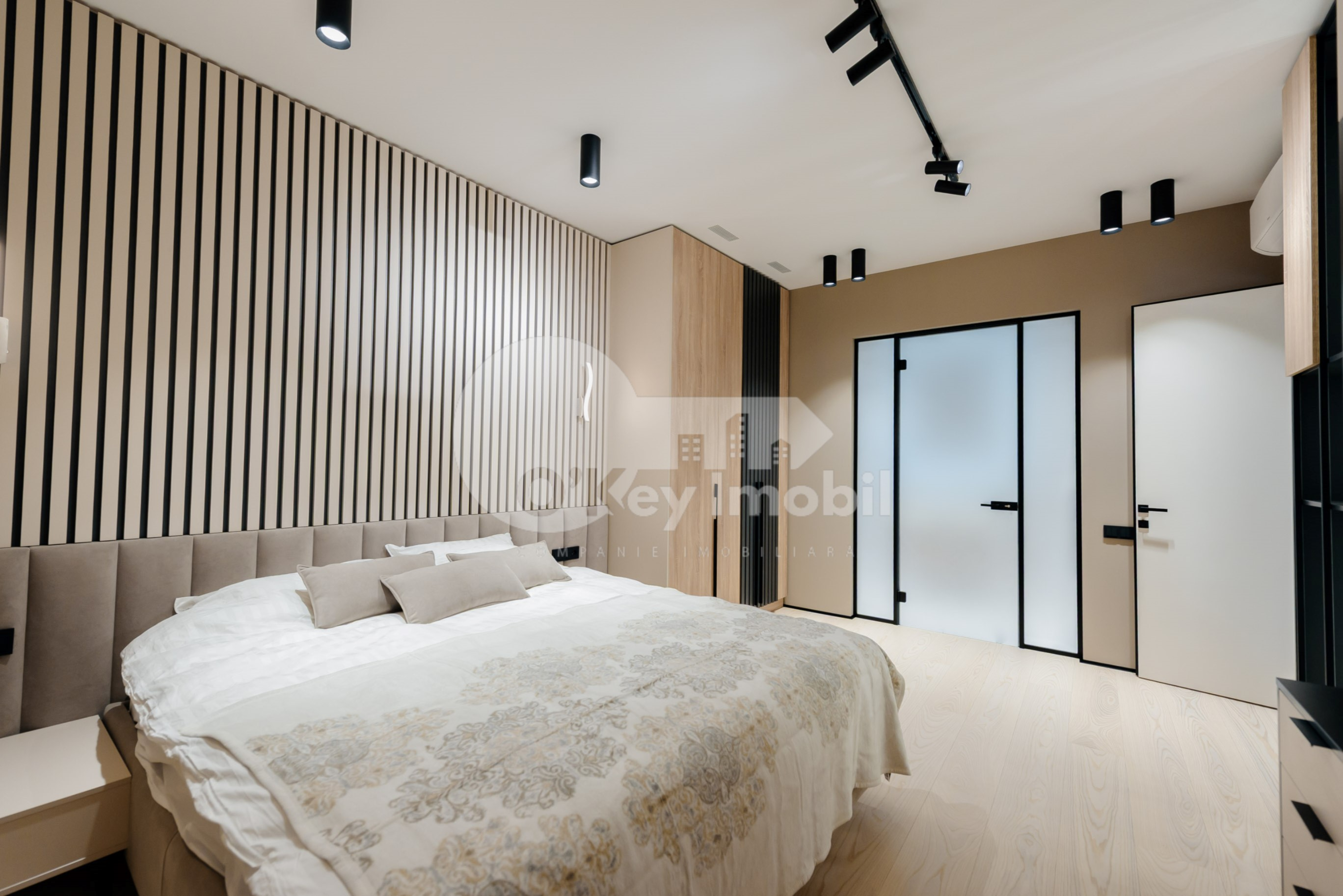 Apartament, Buiucani, GHIOCEILOR