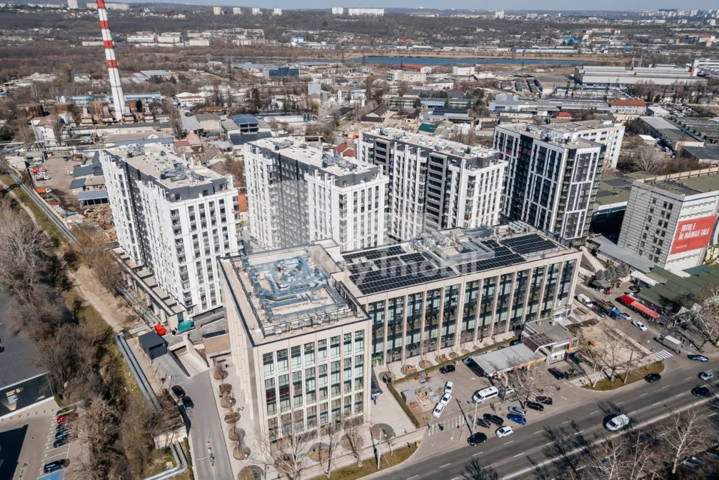 Офис, Буюканы, КАЛЯ ЕШИЛОР