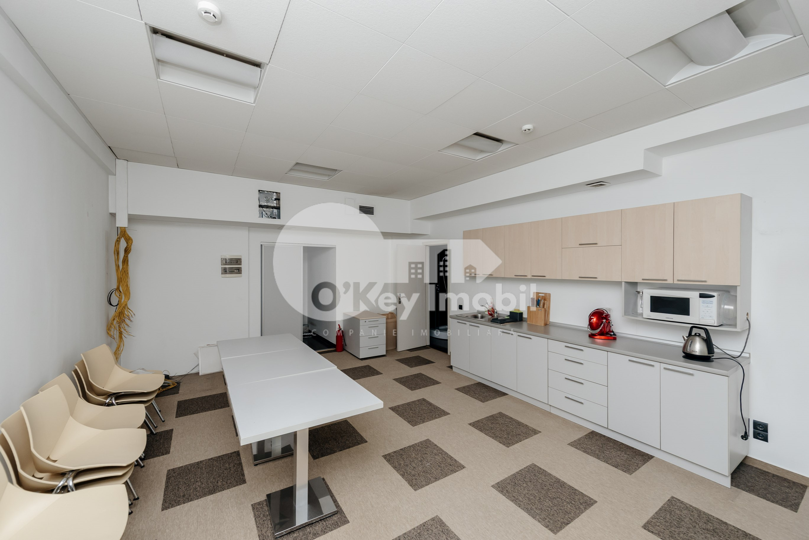 Oficiu, Centru, SFATUL ȚĂRII