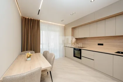 Квартира, ДУМБРАВА