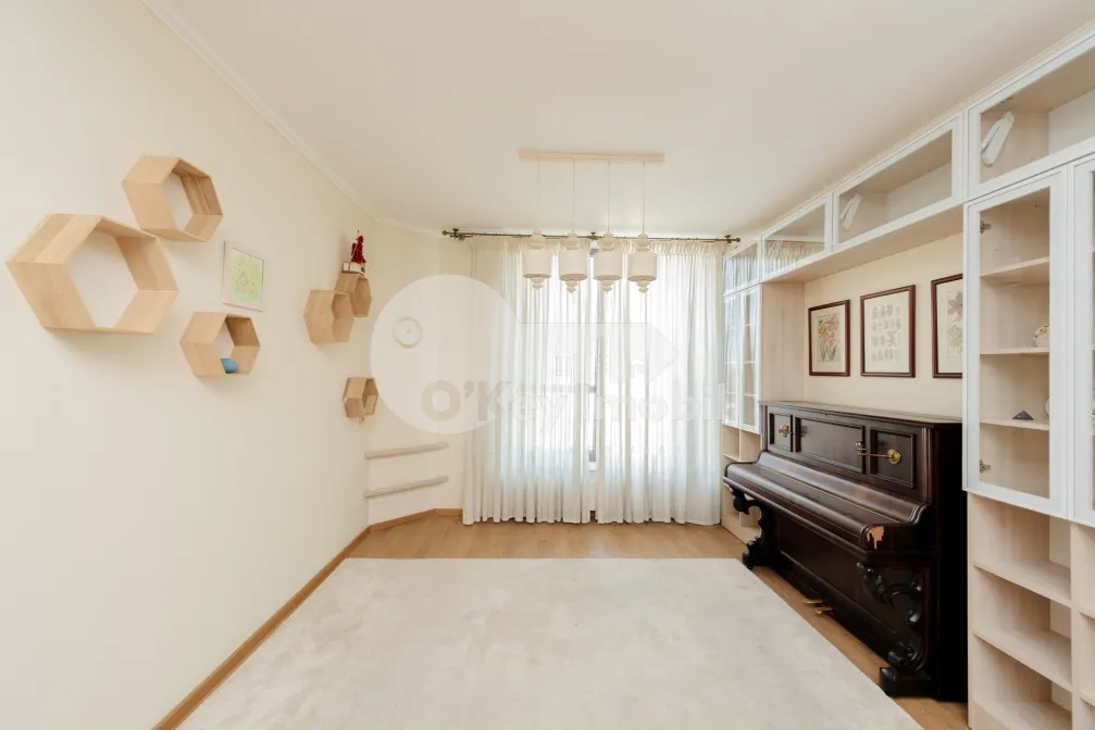 Квартира, Центр, КОЛУМНА