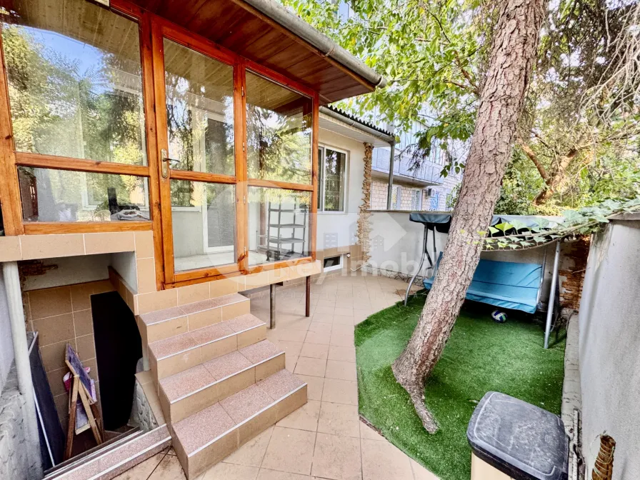 Квартира, Ботаника, НИКОЛАЕ ТИТУЛЕСКУ